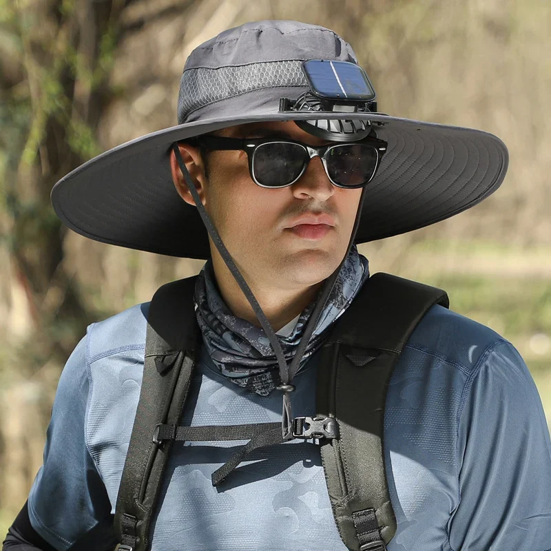 A Outdoor Wide Brim Sun Hat With Solar Fan